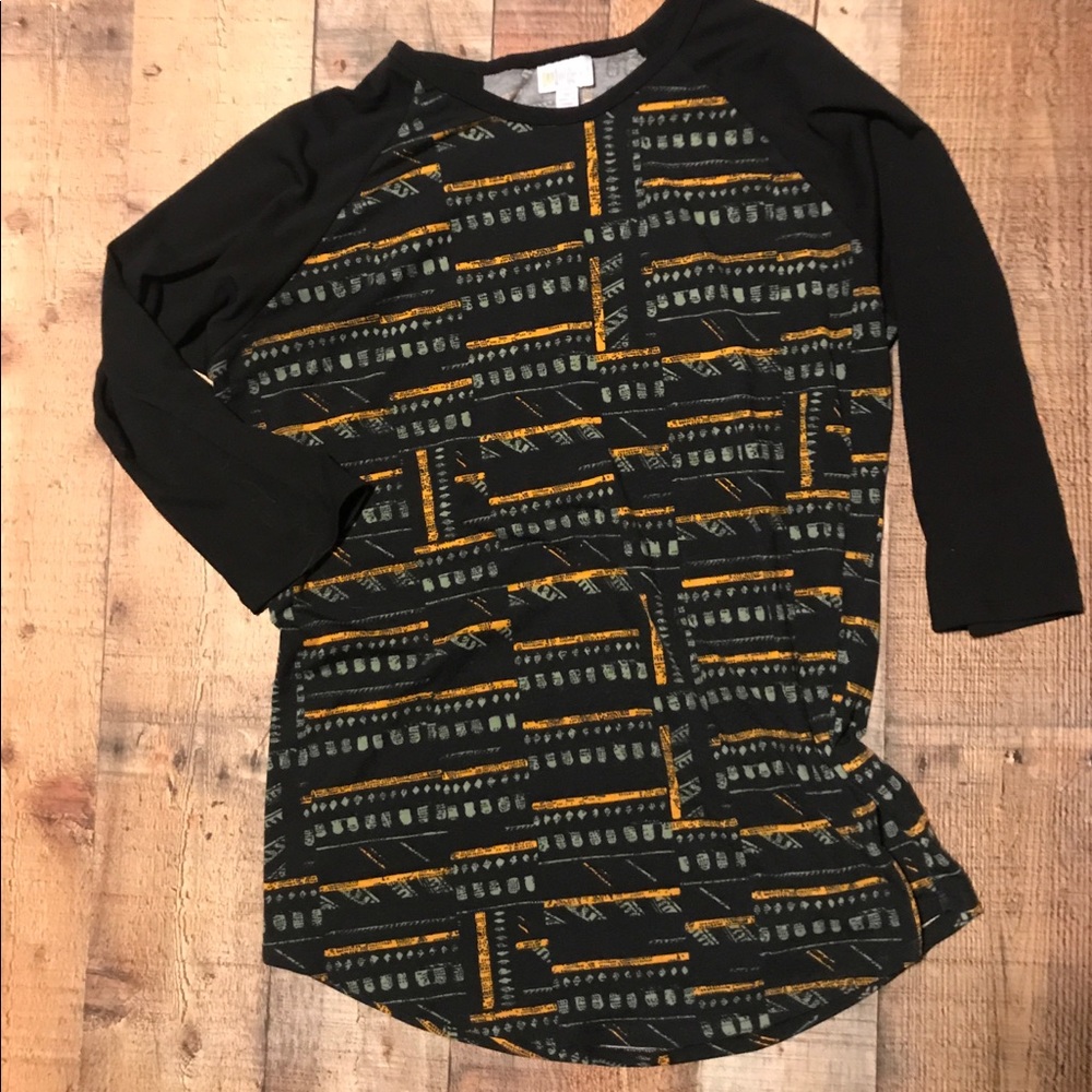 LulaRoe Randy Baseball Tee NWOT